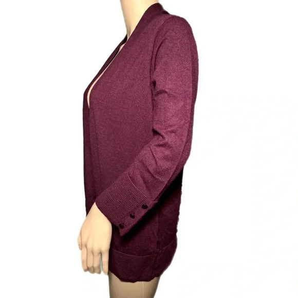 NWT Stitch Fix EVOLUTION by Cyrus Myna Button Sleeve Cardigan Burgundy Small - Picture 4 of 12